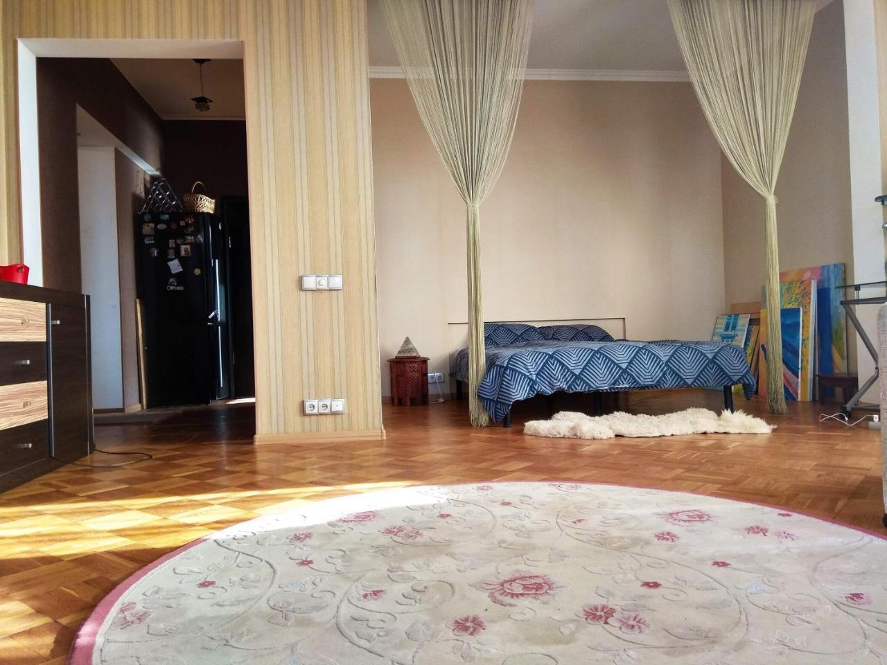 Alabama Mama Apartment Kiev Bagian luar foto
