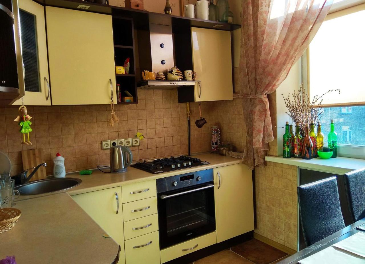 Alabama Mama Apartment Kiev Bagian luar foto